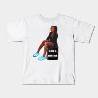 Black is beautiful black girl with Afro hair in dreadlocks and dark brown skin. Hair love ! Kids T-Shirt